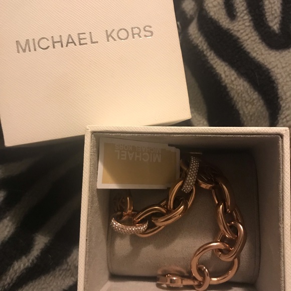 Michael Kors Crystal Logo Chain Bracelet - Picture 2 of 4